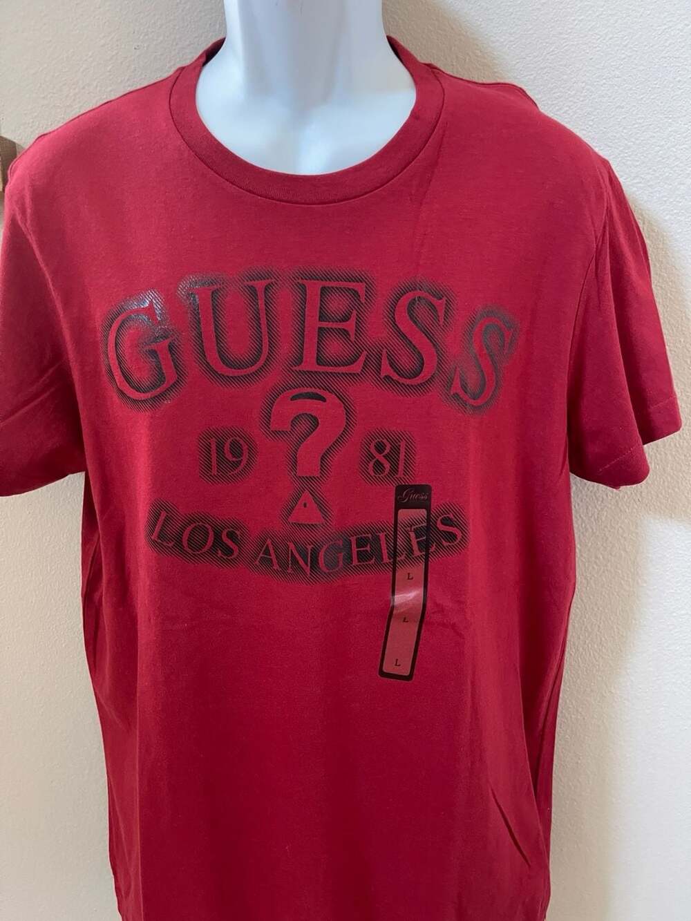 Guess 1981 Los Angeles Graphic T-Shirt Red Size Large
